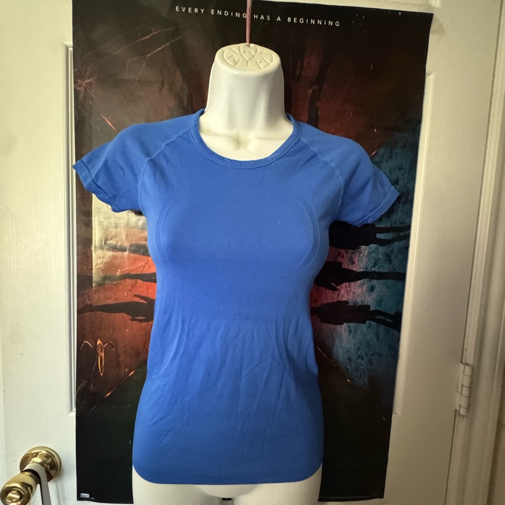 Lululemon Athletica Blue Fitted Cap Sleeve Tee